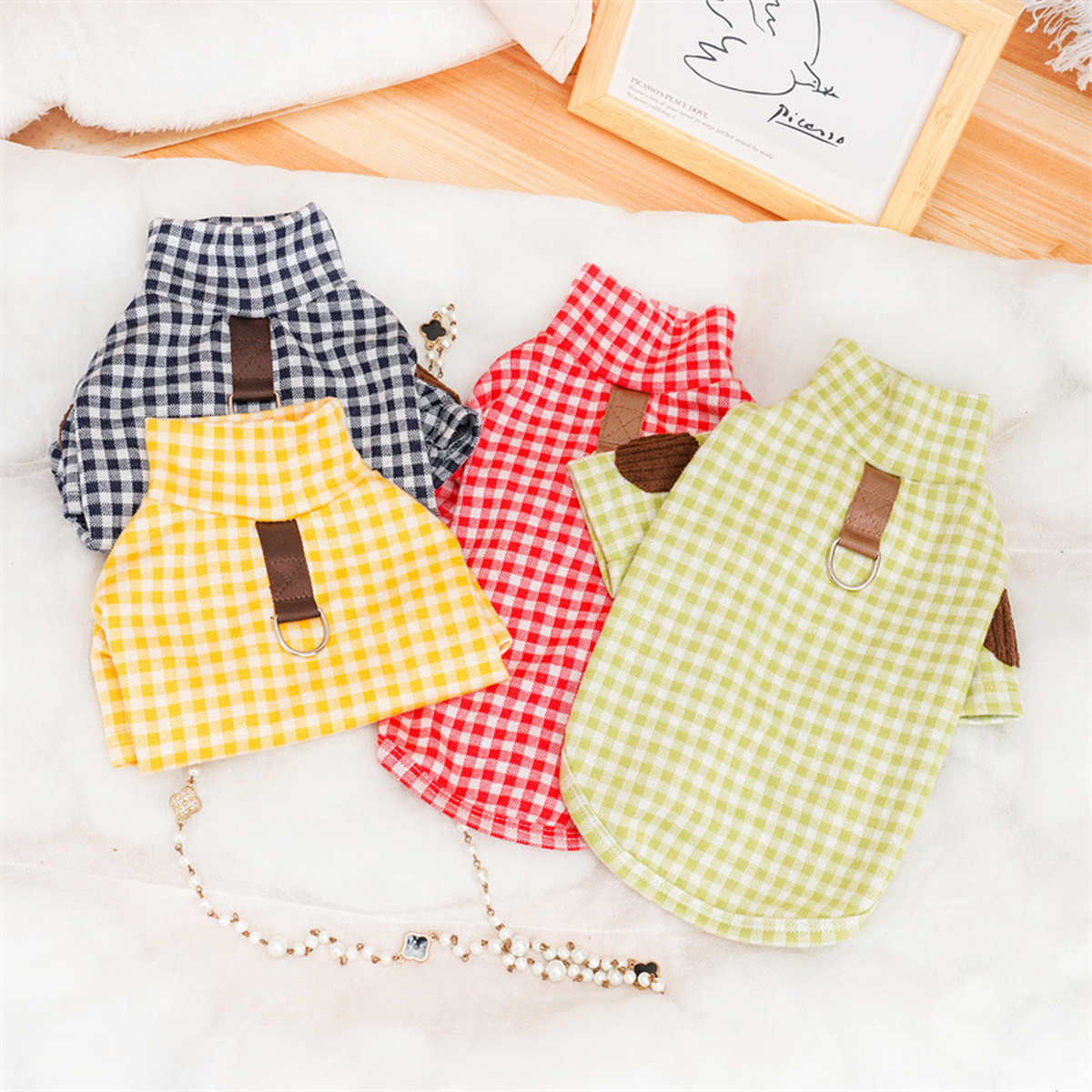 Korean Style Pet Base Shirt – Warm Dog & Cat Wear_CWMM7353: LIGHTGREEN / (S) 1