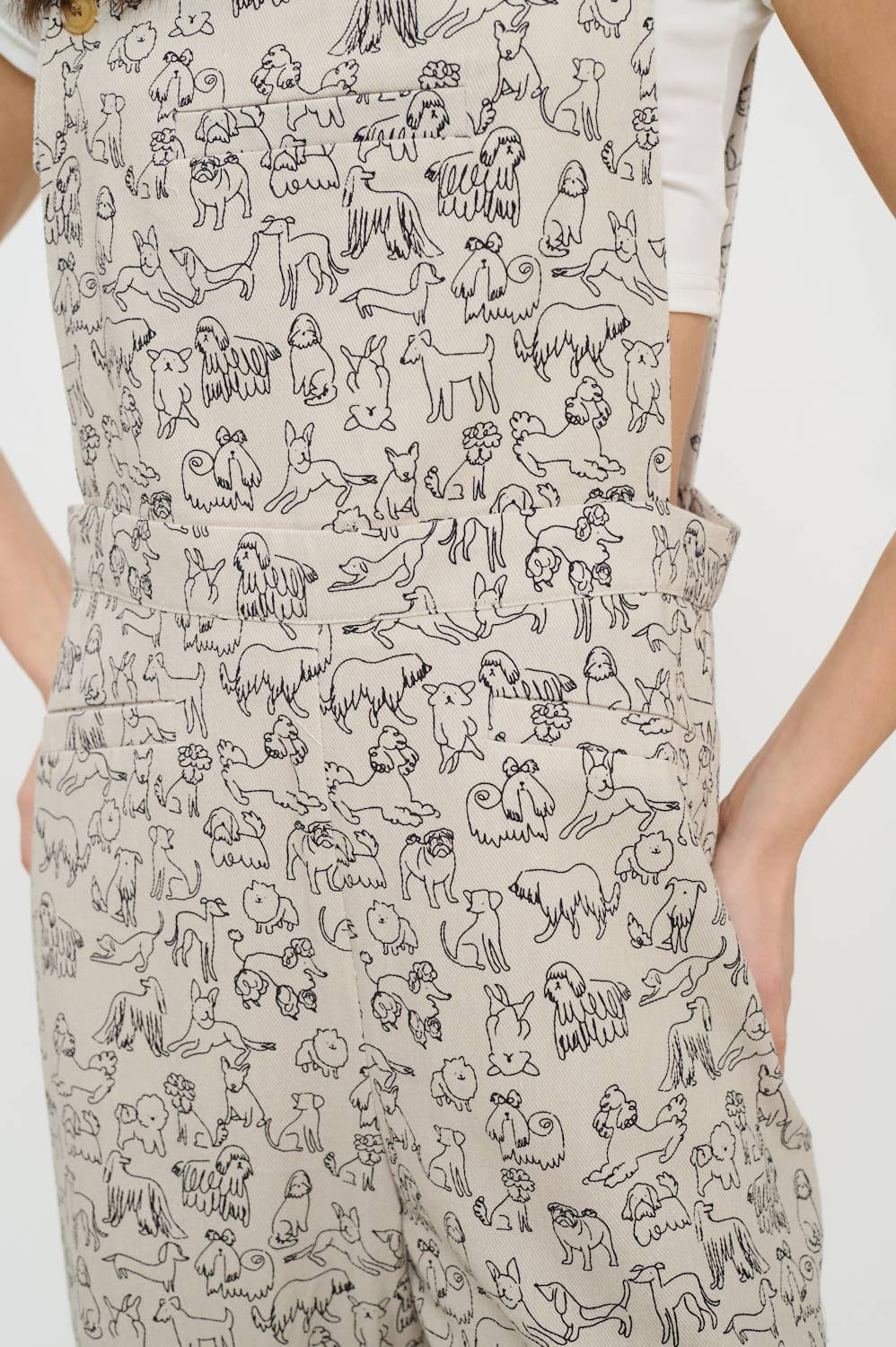DIFFERENT BREED DOGS PRINT OVERALLS : L